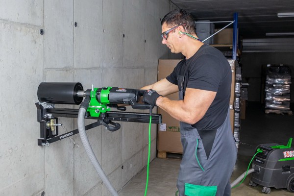 Eibenstock DSE 162 Diamant-Kernbohreinheit bohren mit Softschlag, trocken in Beton